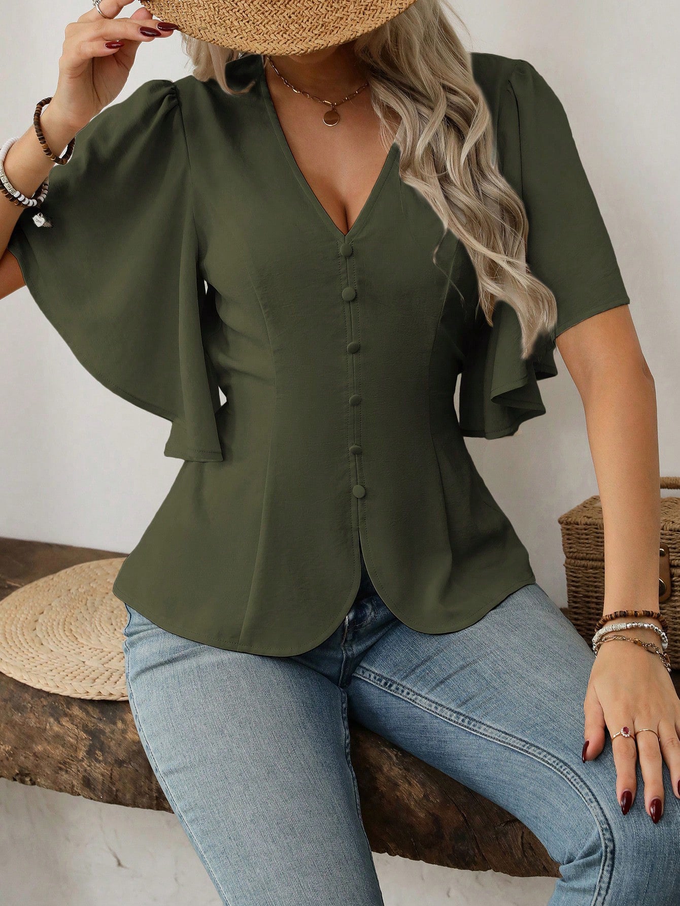 8f1485c1-11e6-4af7-865a-da5e12054d9f-Max